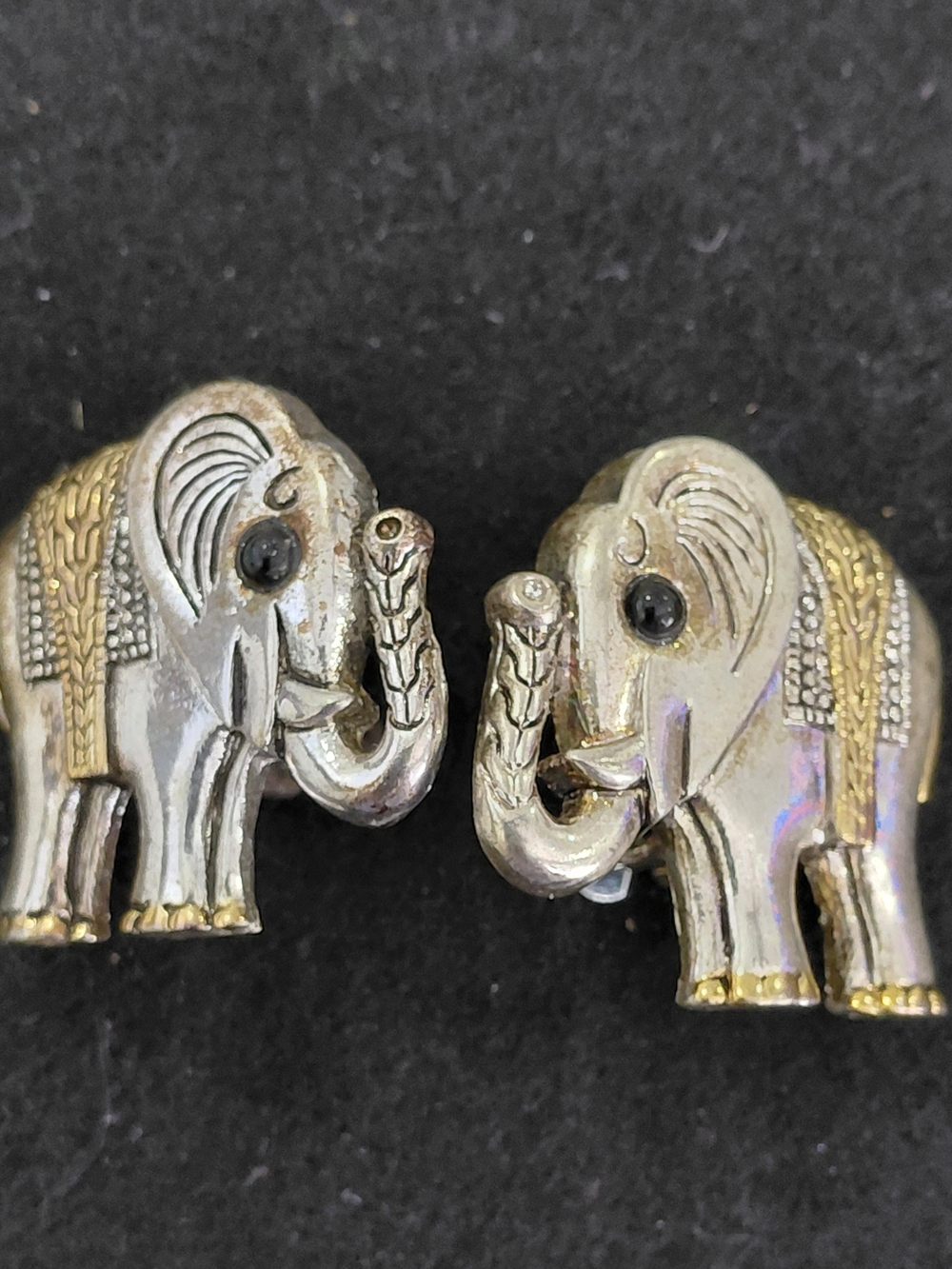 Cute Silver-Tone Elephant Earrings Clip On - Pair